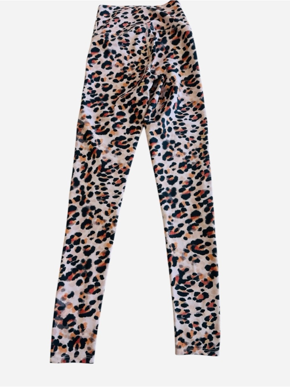 Beach Riot Rocky Top & Piper Leggings Set in Watercolor Leopard - Picture 10 of 12